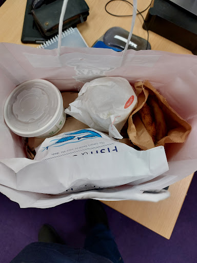 Photo of Laz Tadim Fish & Chips & Kebab House - 2a Hudson Rd, Woodley, Reading RG5 4EW