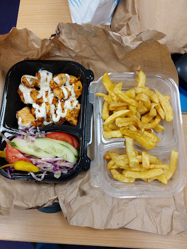 Photo of Laz Tadim Fish & Chips & Kebab House - 2a Hudson Rd, Woodley, Reading RG5 4EW