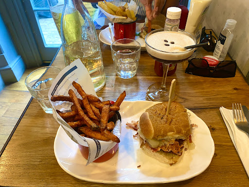 Photo of Black & White - 14 The Foregate, Worcester WR1 3QD