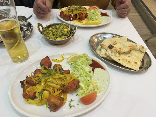 Photo of Massalla Lounge - 33-35 Broad St, Worcester WR1 3NH