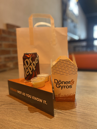 Photo of Döner & Gyros Yeovil - Old Station Rd, Yeovil BA20 1NB