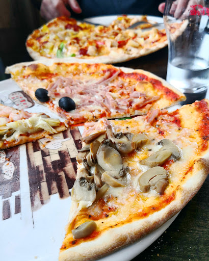 Photo of Saras Grill & Pizzeria - Stationsvägen 19, 184 50 Åkersberga