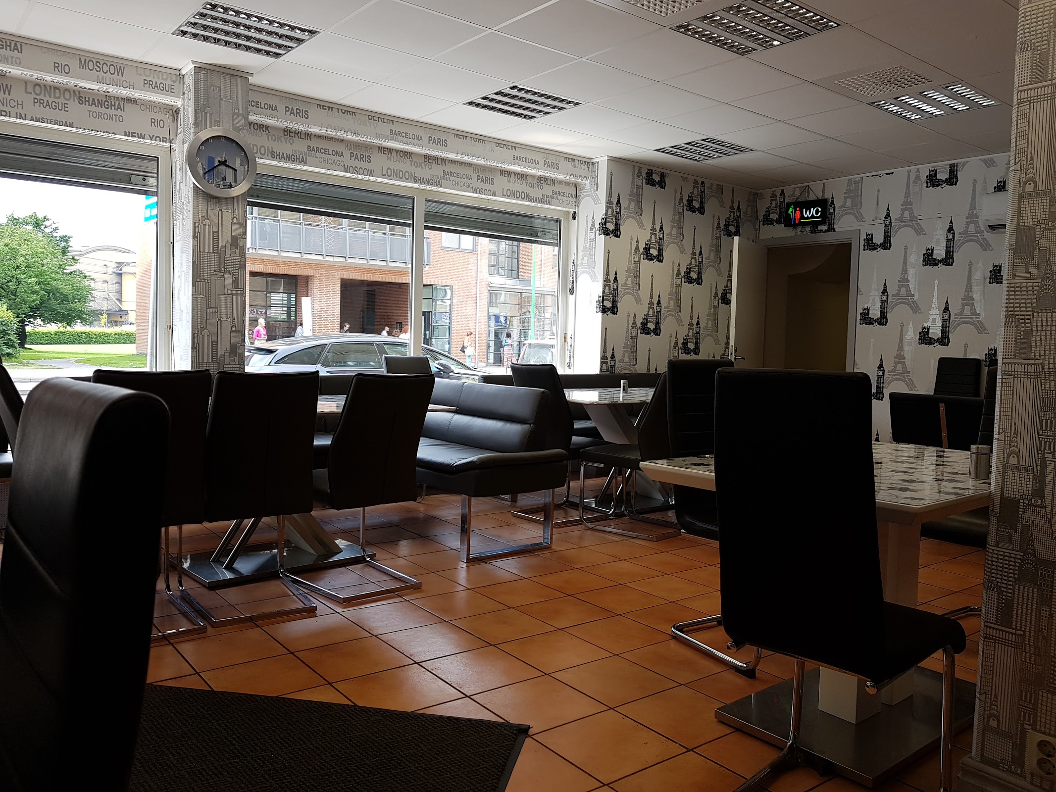 Photo of Restaurant & Pizzeria Highway Arlöv - Lundavägen 25, 232 35 Arlöv