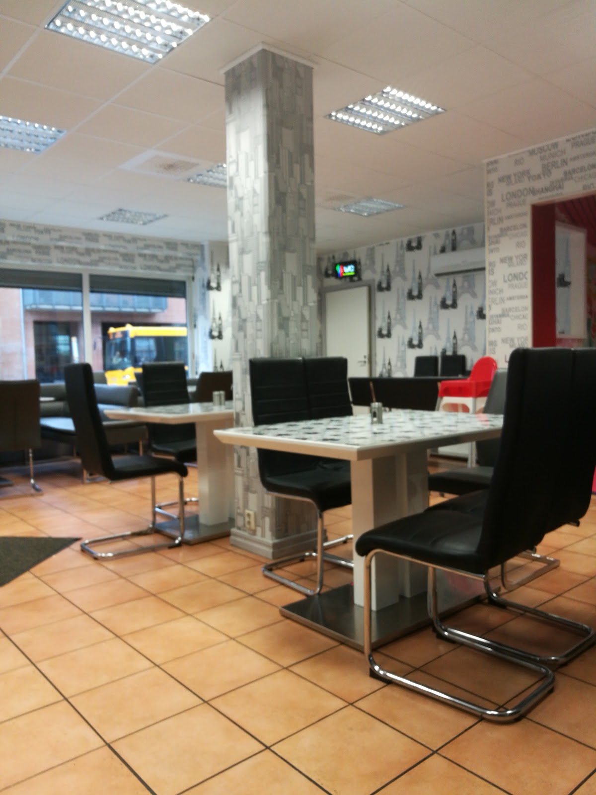 Photo of Restaurant & Pizzeria Highway Arlöv - Lundavägen 25, 232 35 Arlöv