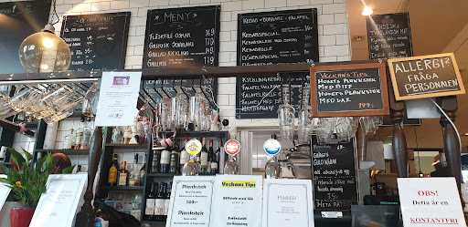 Photo of Döner & Co Kitchen & Bar - Stationsgatan 14, 753 40 Uppsala