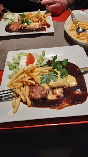 Photo of Döner & Co Kitchen & Bar - Stationsgatan 14, 753 40 Uppsala