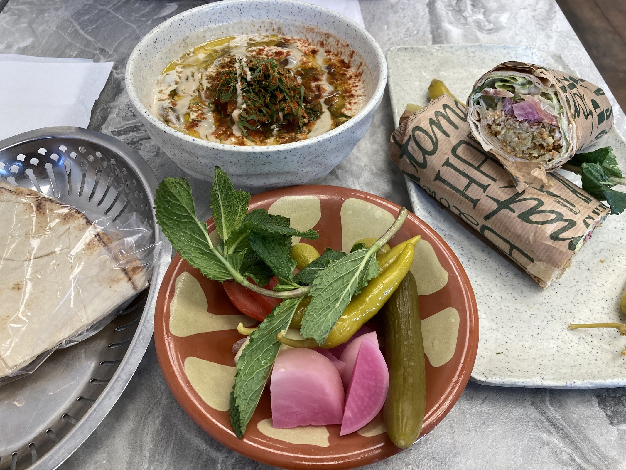 Photo of Amo restaurang - Rågsvedsvägen 6, 124 65 Bandhagen