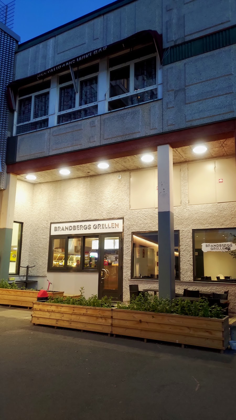 Photo of Brandbergs Grillen - Orions Bälte 31, 136 76 Brandbergen