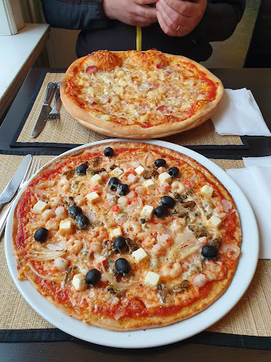 Photo of Östanbäckens Pizza House - Östanbäcksgatan 1, 871 31 Härnösand
