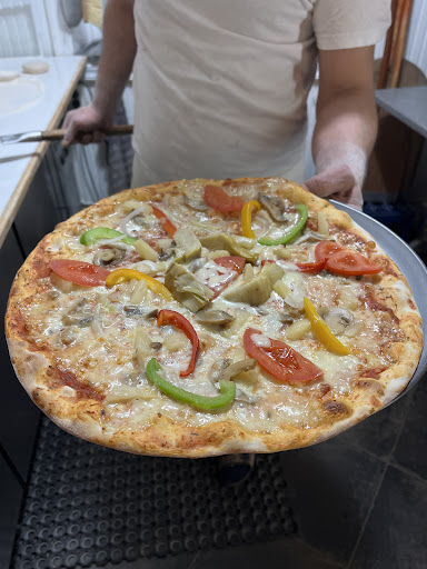 Photo of Östanbäckens Pizza House - Östanbäcksgatan 1, 871 31 Härnösand