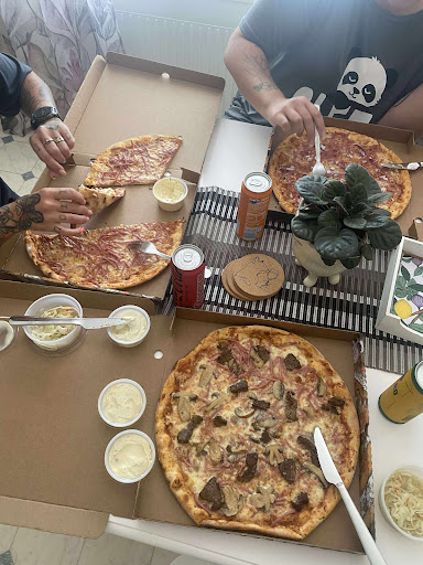 Photo of Östanbäckens Pizza House - Östanbäcksgatan 1, 871 31 Härnösand