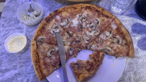 Photo of Valentino Pizzeria Helsingborg - Visitörsgatan 2, 252 48 Helsingborg