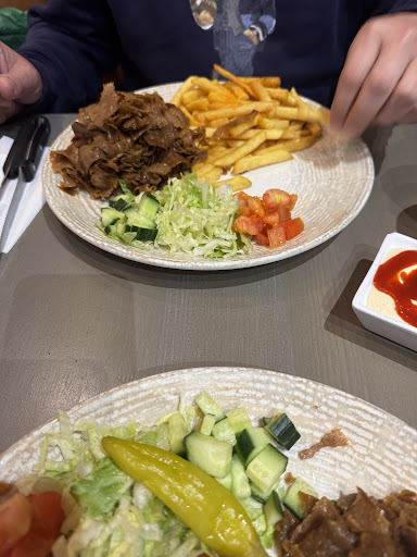 Photo of Kebab Kungen Söder - Pizzeria & Restaurang Helsingborg - Bollbrogatan 12, 252 18 Helsingborg