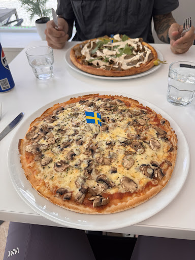 Photo of Victoria pizzeria Karlshamn - Ronnebygatan 2, 374 36 Karlshamn