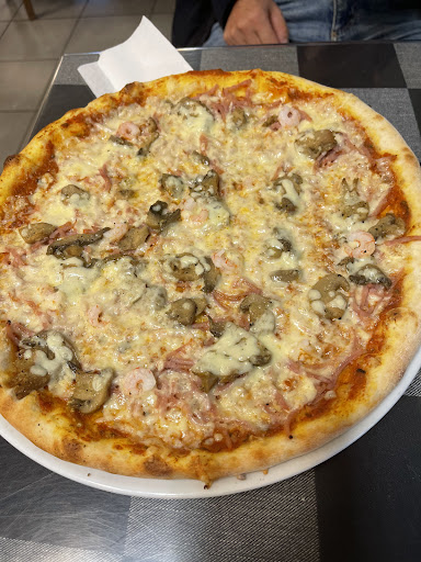 Photo of Pizzeria Ciaw Ciaw - Sandviksvägen 12, 691 52 Karlskoga