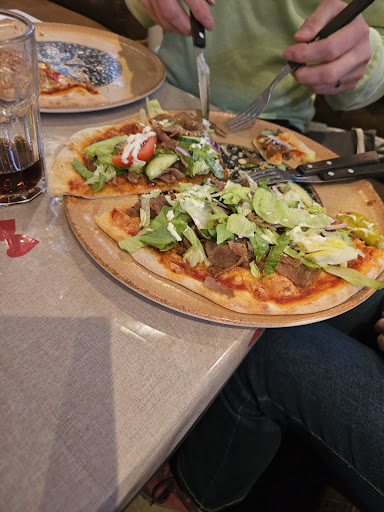 Photo of Twinky grill & restaurang - Katrineholmsvägen 10, 642 34 Flen