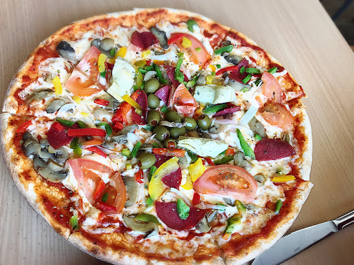 Photo of Lombolo Pizzeria & Grill - Forskarevägen 6, 981 44 Kiruna