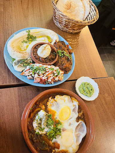 Photo of Reggev Hummus - Döbelnsgatan 51, 113 52 Stockholm