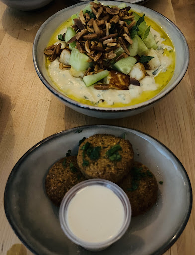 Photo of Mummus / Hummus & more - Klara Norra kyrkogata 32, 111 22 Stockholm