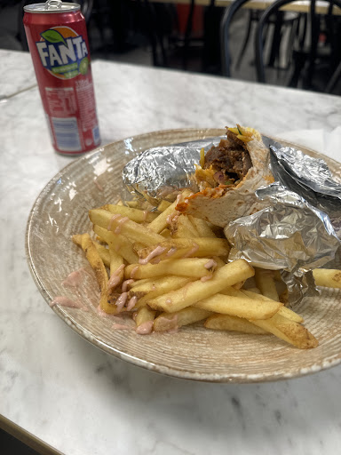 Photo of Falafelkungen - Sveavägen 71, 113 50 Stockholm