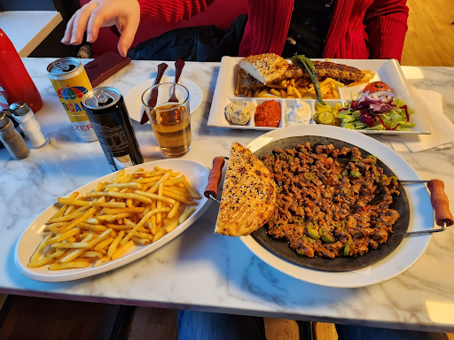 Photo of Aşk Döner - Johanneshovsvägen 94, 120 50 Årsta