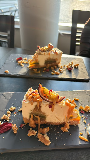 Photo of Beirut Foodbynatt - Restaurang & Catering - Jan Inghes Torg 6, 120 71 Stockholm