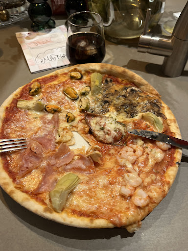 Photo of Kronans Kebab - Skogalundsvägen 2, 131 42 Nacka