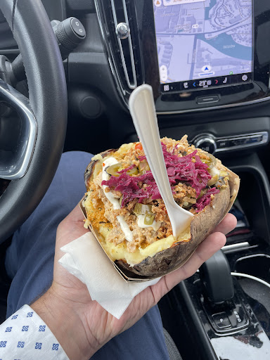 Photo of Istanbul Kumpir - Veterinärgränd 6, 121 63 Johanneshov