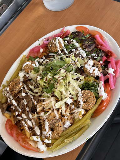 Photo of Gulden falafel - Partihandlarvägen, 120 44 Årsta