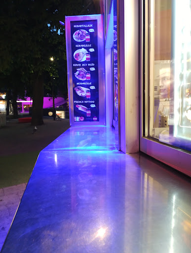 Photo of Maxi Grillen - Götgatan 47B, 116 21 Stockholm