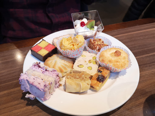 Photo of Laziza - Baltzarsgatan 21, 211 36 Malmö