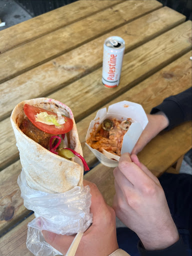 Photo of Clemens Falafel Malmö - Karlskronaplan 4, 214 36 Malmö