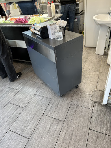 Photo of Clemens Falafel Malmö - Karlskronaplan 4, 214 36 Malmö