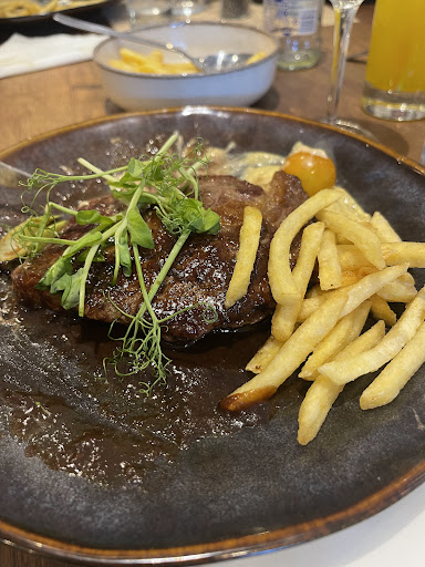 Photo of Royal Smasch Restaurang - Hertig Karls gata 4, 542 43 Mariestad