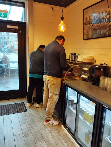 Photo of Ako Kolgrill - Kurdisk resturang - Tingvallavägen 1, 195 30 Märsta