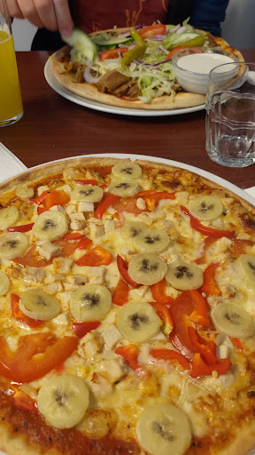 Photo of Restaurang & Pizzeria Pronto - Kyrkogatan 27, 792 30 Mora