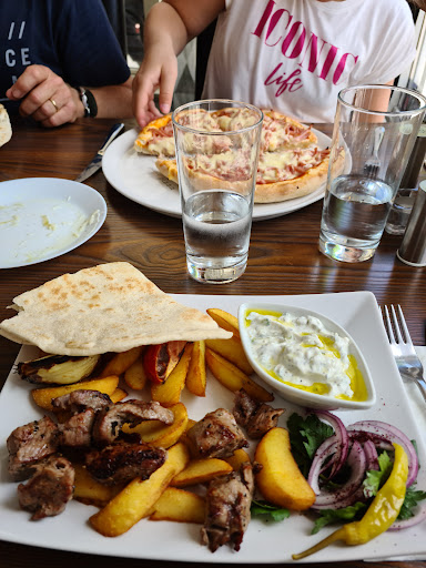 Photo of MIX Pizzeria&Kolgrill - Doktor Sandbergs Gata 16A, 382 44 Nybro