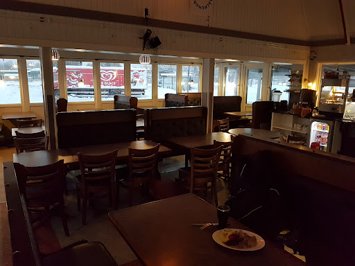 Photo of Restaurant Pitstop - Rågrindsvägen 1, 943 32 Öjebyn