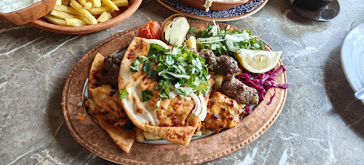 Photo of Bab Tuma - Restaurang Västerås - Hallsta Gårdsgata 8, 721 38 Västerås