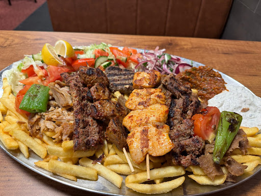 Photo of Istanbul Döner - Drottninggatan 18, 803 20 Gävle