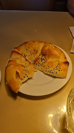 Photo of Restaurang Mados - Slöjdvägen 7, 177 59 Järfälla