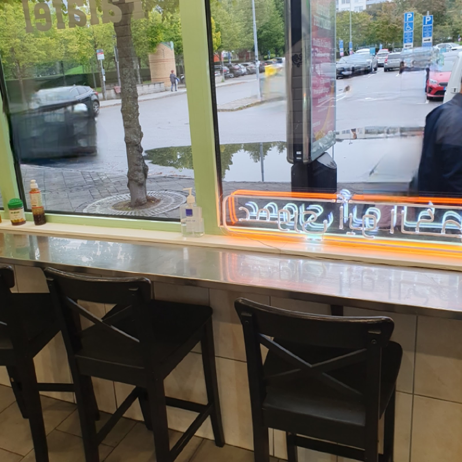 Photo of Amouri Abo Elkass - Tornérvägen 23, 177 30 Järfälla