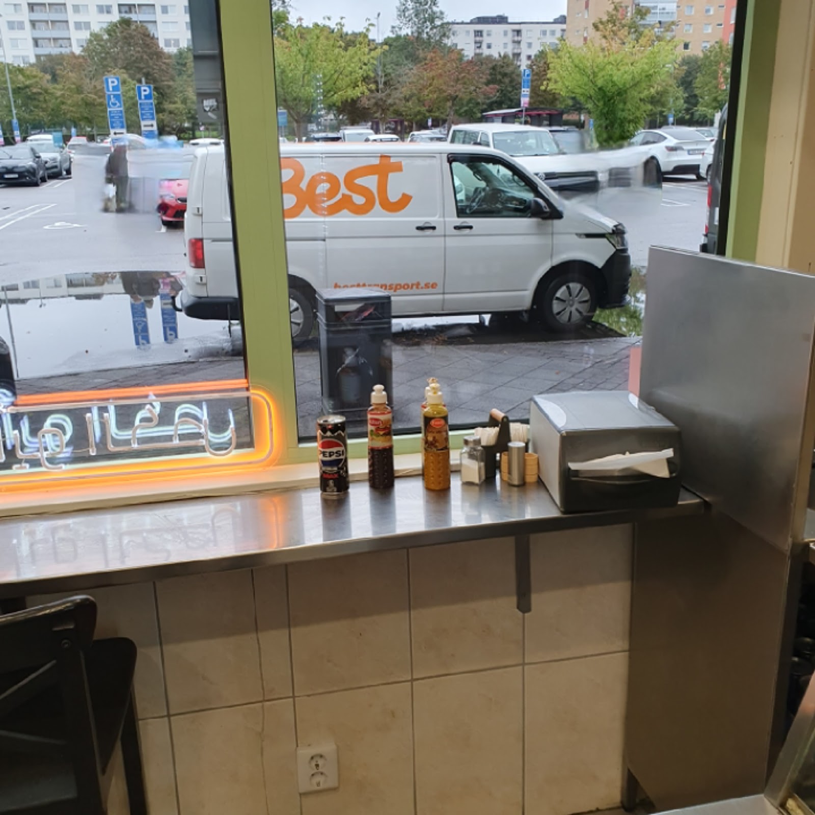 Photo of Amouri Abo Elkass - Tornérvägen 23, 177 30 Järfälla