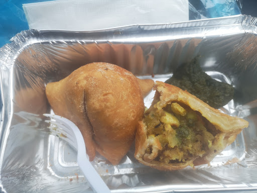 Photo of Rasoi Indian Food (Food Truck) - Hugo Sabels Torg, 194 74 Upplands Väsby