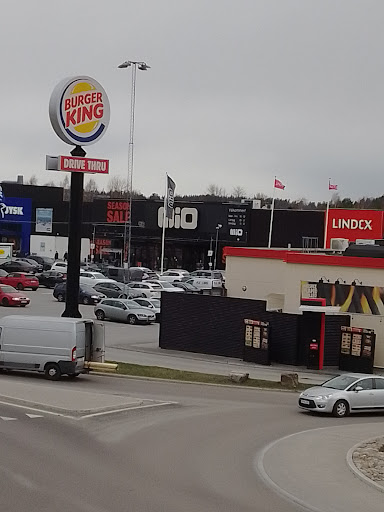 Photo of Burger King - Genetaleden 7, 151 59 Södertälje