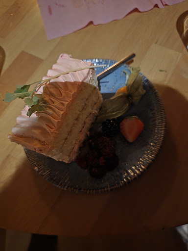 Photo of Batroun lebanese and Mediterranean cuisine - Ekensbergsvägen 128, 172 69 Sundbyberg