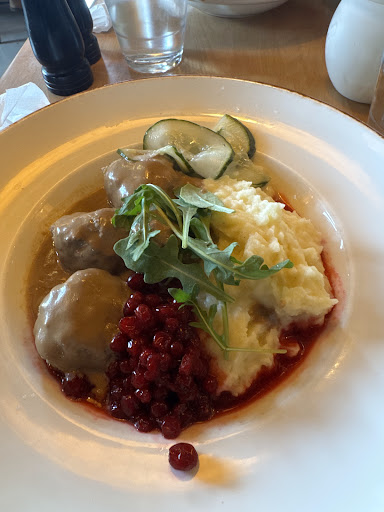 Photo of Batroun lebanese and Mediterranean cuisine - Ekensbergsvägen 128, 172 69 Sundbyberg