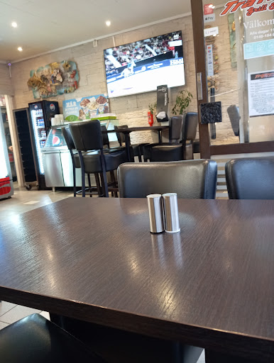Photo of Träffen Grill & Pizza - Storgatan 1A, 573 32 Tranås