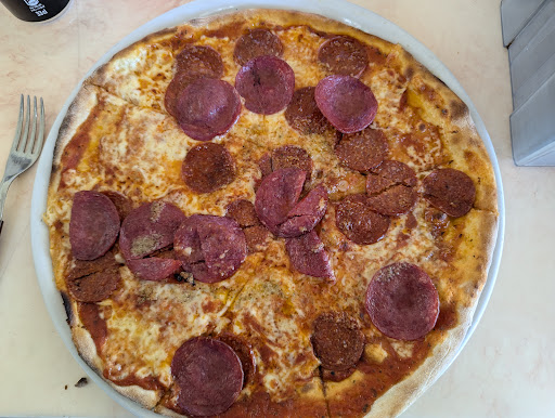 Photo of Huses Restaurang Pizzeria HB - Hedvägen 125, 231 66 Trelleborg