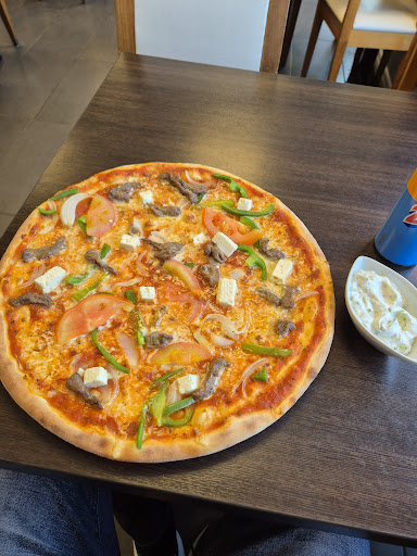 Photo of Le Napoli Pizzeria - Västgötaresan 68, 757 54 Uppsala